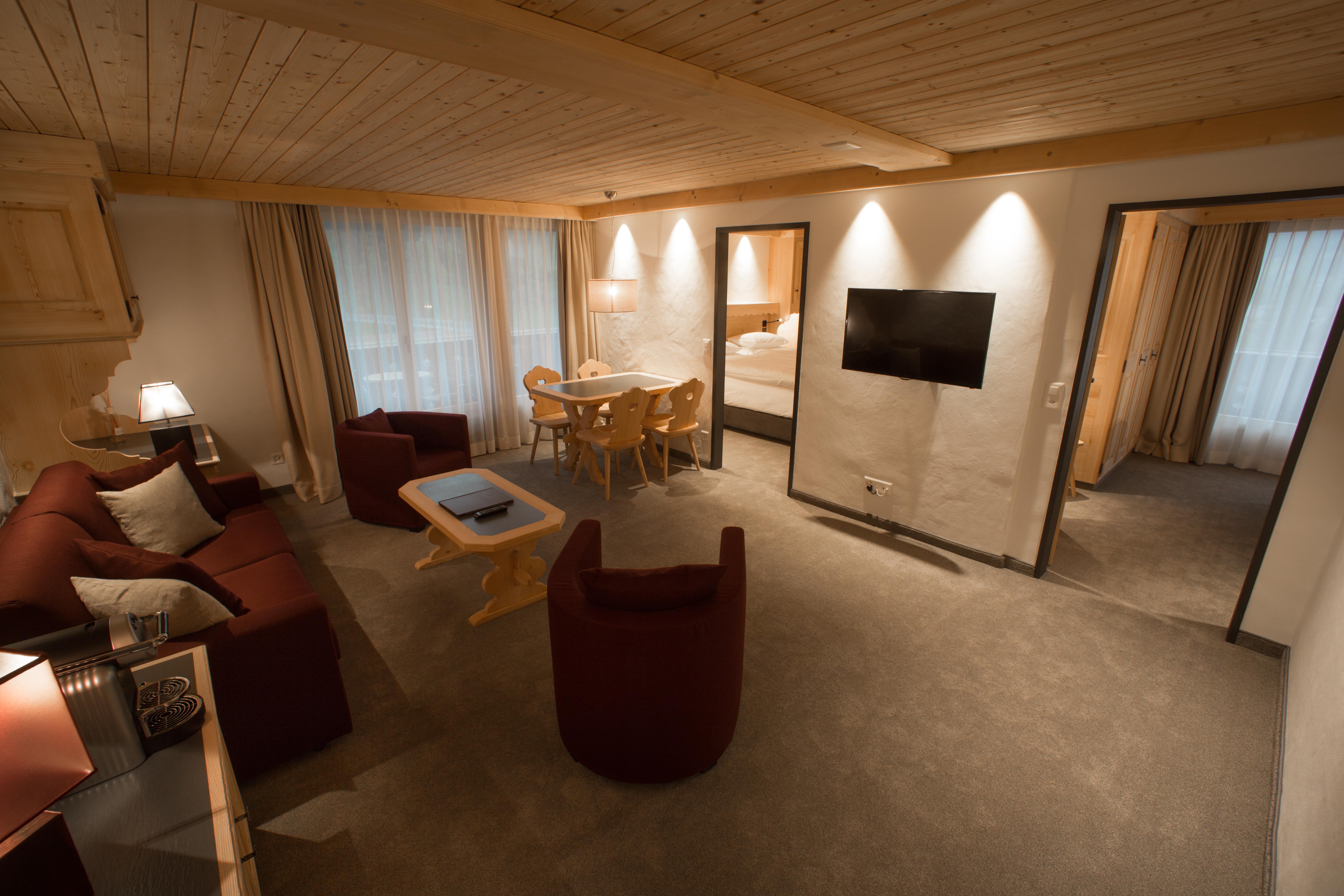 Bernerhof Swiss Quality Hotel גשטאט מראה חיצוני תמונה